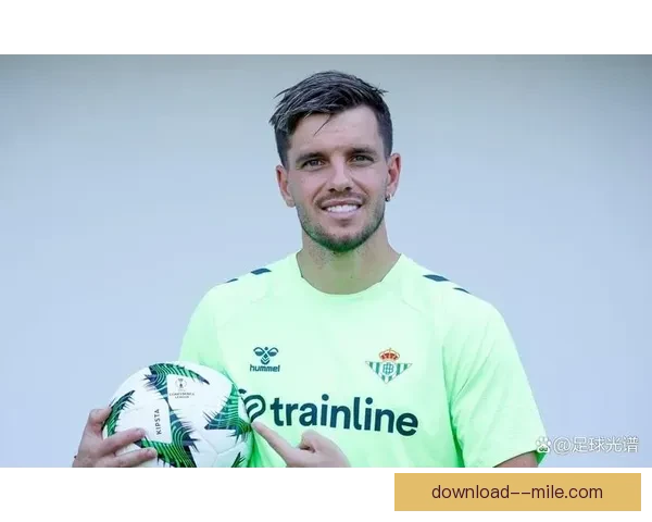 热刺正式放行洛塞尔索离队重建中场阵容转会窗口再掀人员调整波澜